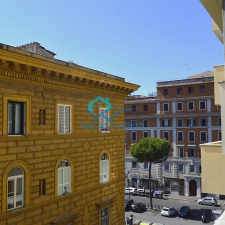 San Giovanni New Bright Flat アパート *